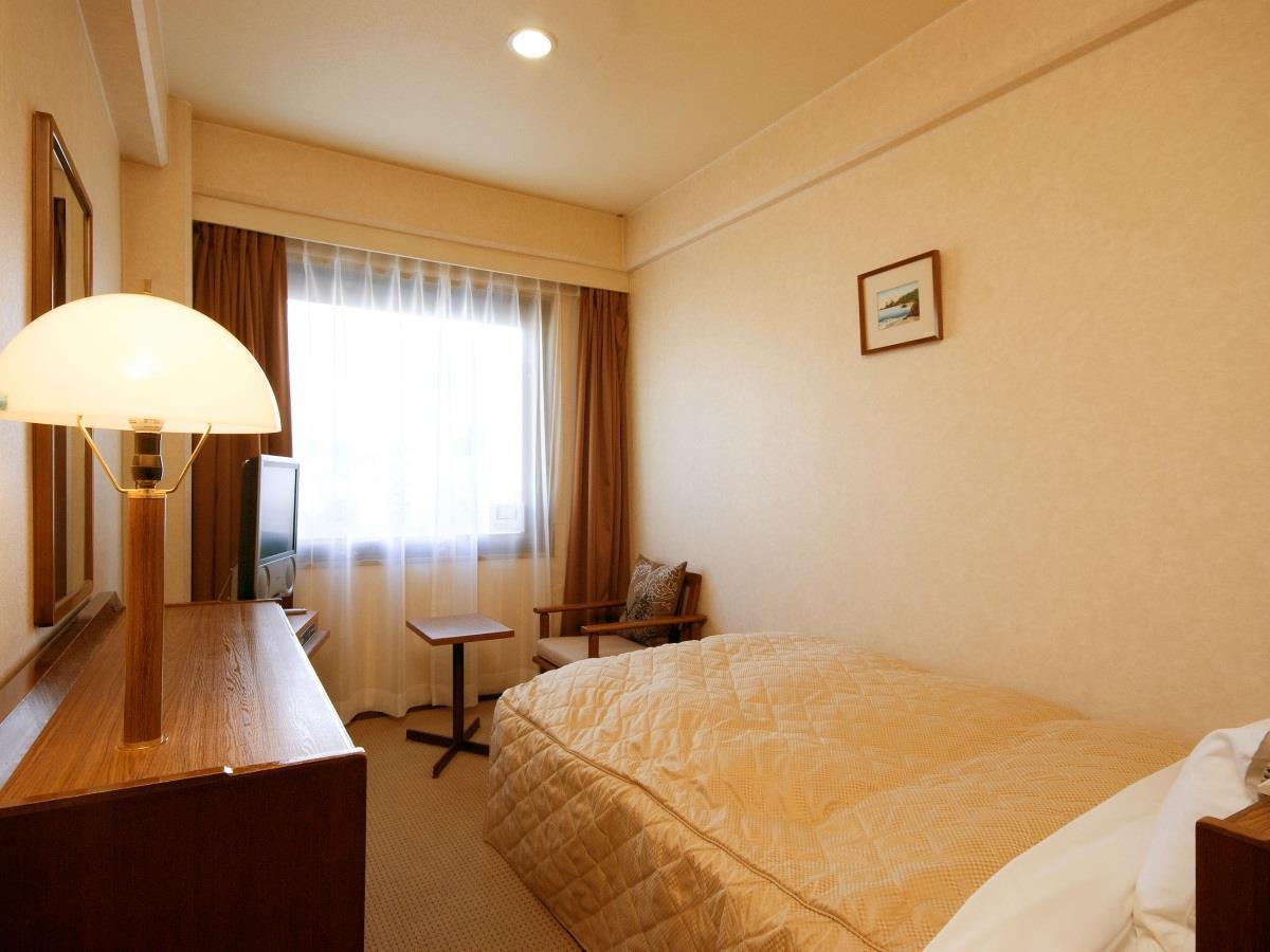 Hotel Aisul Matsuyama Мацуяма Екстериор снимка